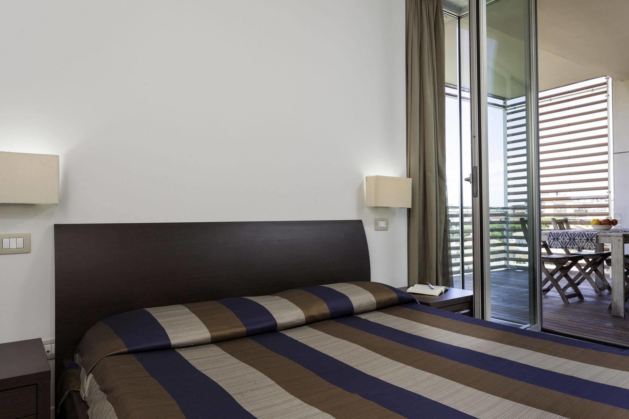 Residence Delfina Ρίμινι Εξωτερικό φωτογραφία